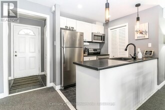 34-834 Dawson Dr in Collingwood, ON - Building Photo - Building Photo