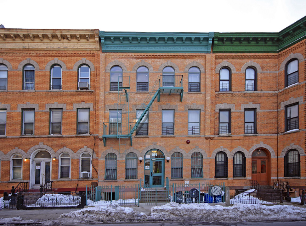 164 Cooper St in Brooklyn, NY - Building Photo