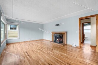 7315 N Van Houten Ave in Portland, OR - Building Photo - Building Photo