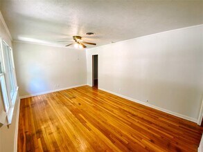 1808 Princeton Ave in Austin, TX - Building Photo - Building Photo