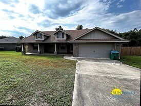 105 Bronze Cir in Crestview, FL - Building Photo