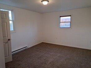 753 Franklin St, Unit 4 in Hamburg, PA - Building Photo - Building Photo