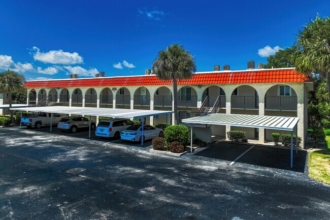 St Lucie Gardens in Cocoa Beach, FL - Building Photo - Building Photo