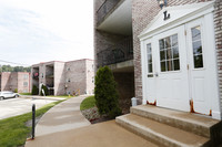 Monroe Village Apartments in Monroeville, PA - Building Photo - Building Photo