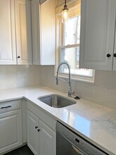 228 Doyle Ave, Unit Ground Floor in Providence, RI - Building Photo - Building Photo