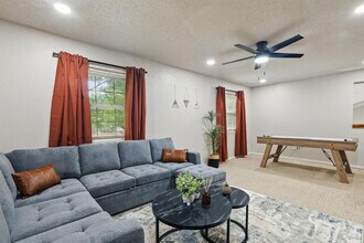 5830 Jester Dr in Garland, TX - Building Photo - Building Photo