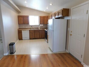 817 Woodhaven Dr in Fallon, NV - Building Photo - Building Photo