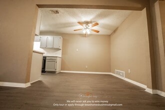 1811 San Rafael St, Unit 1811 in Fort Worth, TX - Building Photo - Building Photo