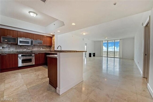 property at 14951 Royal Oaks Ln