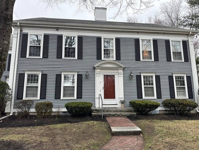 55 West St in Medfield, MA - Building Photo - Building Photo