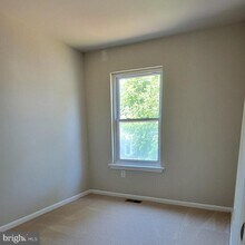 5801 Folgate Ct in Capitol Heights, MD - Building Photo - Building Photo