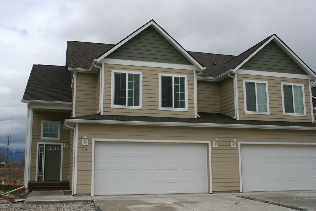 29 Muskrat Dr in Kalispell, MT - Building Photo