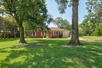 1014 Sierra Dr in Mesquite, TX - Building Photo - Building Photo