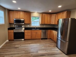 375 W Cruikshank Rd, Unit 375B in Valencia, PA - Foto de edificio - Building Photo