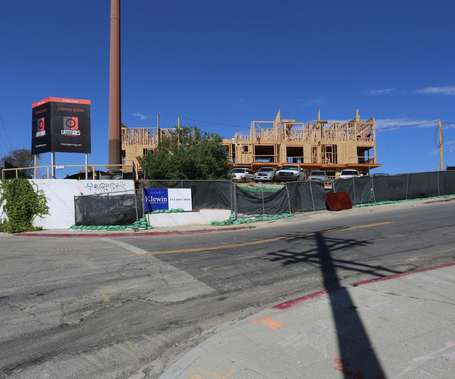 Latitudes at Silver Lake in Los Angeles, CA - Building Photo - Building Photo