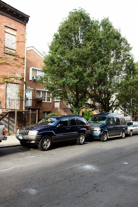 Park Slope Flats Corp. in Brooklyn, NY - Building Photo