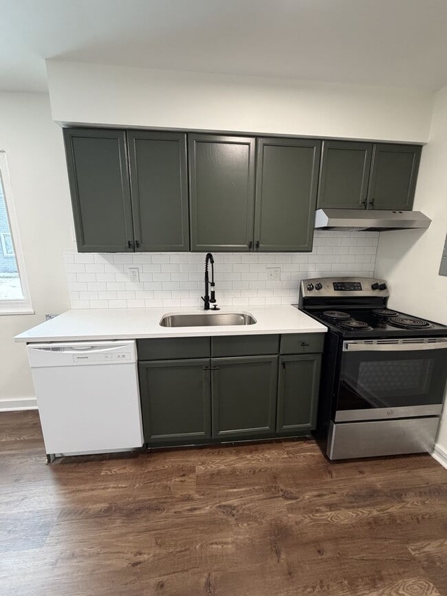 property at 1530 Genessee Ave