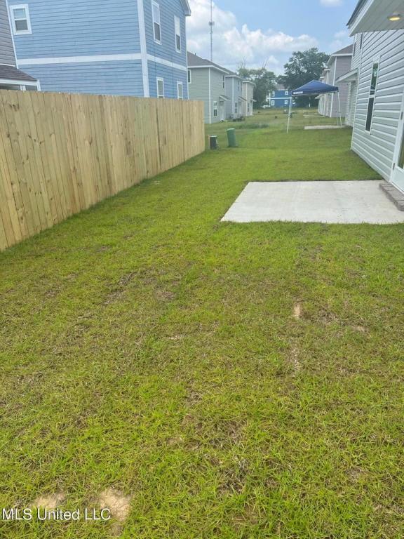2016 Carondelet St in Ocean Springs, MS - Building Photo - Building Photo