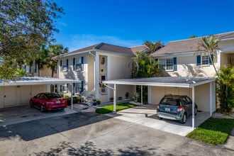 St. Andrews Park in Venice, FL - Foto de edificio - Building Photo