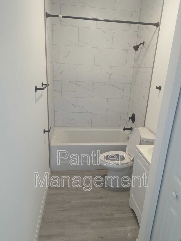 2311 NE 15th Ln in Cape Coral, FL - Building Photo - Building Photo