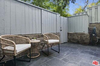 1220 Manning Ave in Los Angeles, CA - Building Photo - Building Photo