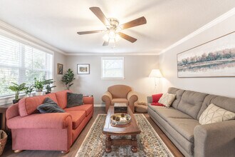 291 9th Ave NW in Hickory, NC - Building Photo - Building Photo