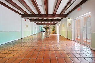 1200 Euclid Ave in Miami Beach, FL - Building Photo - Building Photo