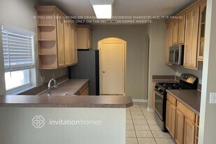 6002 Kiteridge Dr in Lithia, FL - Building Photo