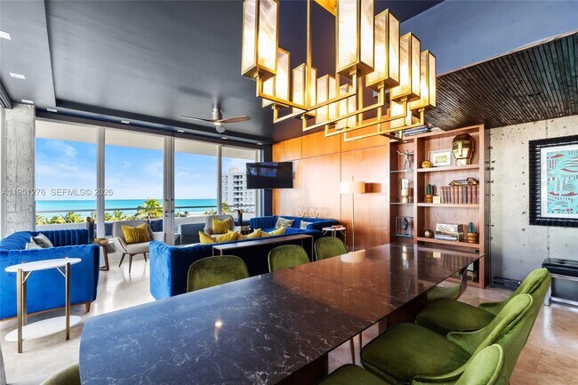 200 Ocean Dr in Miami Beach, FL - Foto de edificio - Building Photo