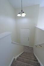 7701 Flynnway Dr in Columbus, OH - Building Photo - Building Photo