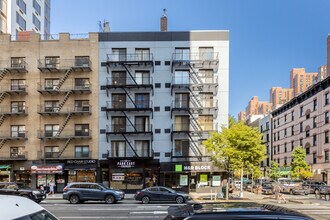 338-340 E 90th St in New York, NY - Foto de edificio - Building Photo