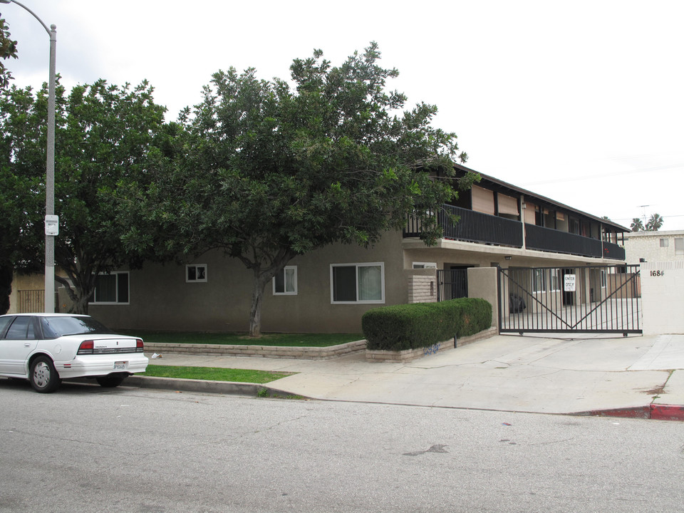 1684 W 255th St in Los Angeles, CA - Building Photo