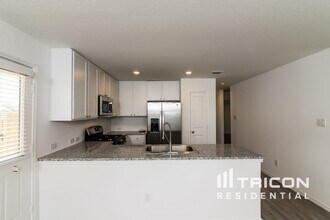 10238 Devon Wheel St in San Antonio, TX - Building Photo - Building Photo