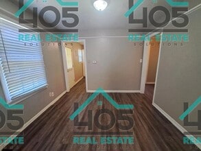 115 W Marshall Dr in Midwest City, OK - Building Photo - Building Photo