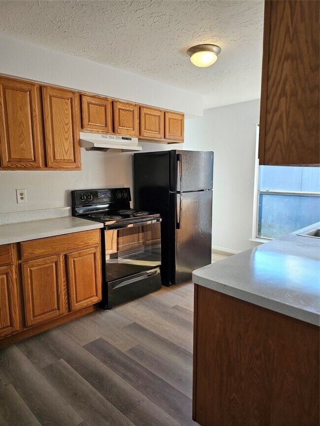 16038 Glen Mar Dr in Houston, TX - Building Photo - Building Photo