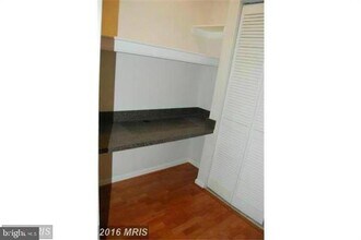 2765 Centerboro Dr-Unit -354 in Vienna, VA - Building Photo - Building Photo