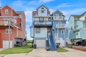 1413 New River Inlet Rd in North Topsail Beach, NC - Building Photo - Building Photo