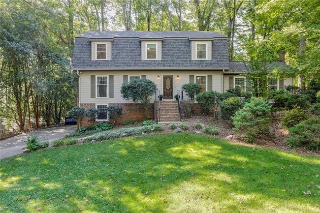 property at 4624 Mountain Creek Dr