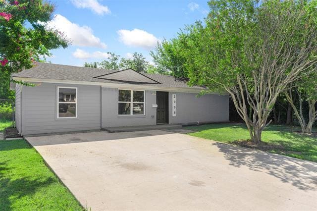 property at 2008 Del Oak Dr