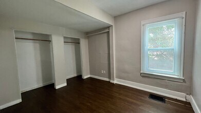 357 Fox St SW in Grand Rapids, MI - Building Photo - Building Photo