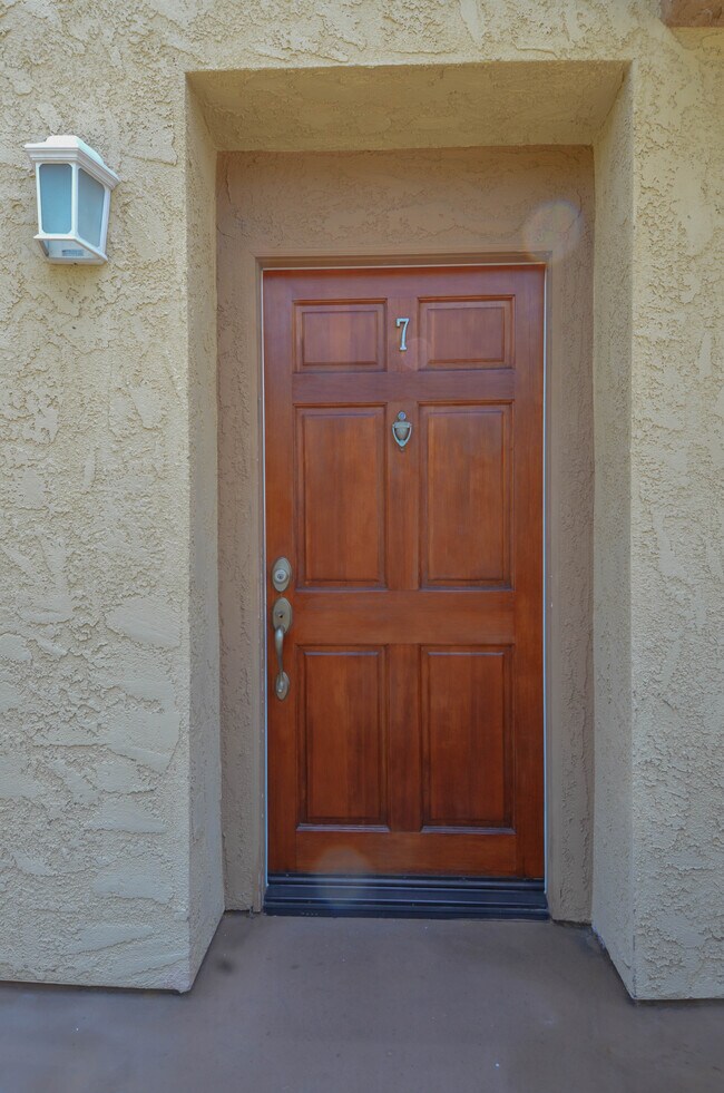12530 Venice Blvd in Los Angeles, CA - Building Photo - Building Photo