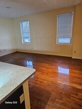 213 Findlay St, Unit 1 in Cincinnati, OH - Building Photo - Building Photo