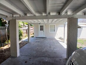 5815 Garden Ave in West Palm Beach, FL - Building Photo - Building Photo