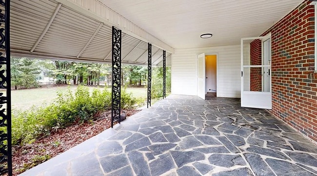 640 Edgewood Dr in Danville, VA - Building Photo - Building Photo