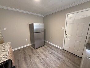 1537 Boxwood St in Memphis, TN - Building Photo - Building Photo