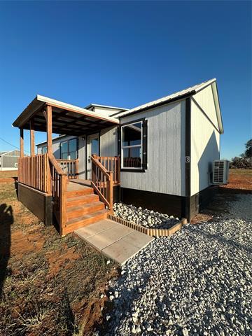 112 Hill County Rd 4105 in Covington, TX - Foto de edificio - Building Photo