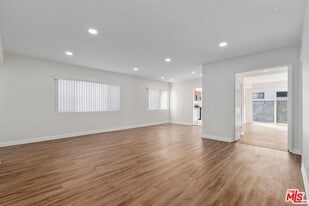 1907 Selby Ave in Los Angeles, CA - Building Photo