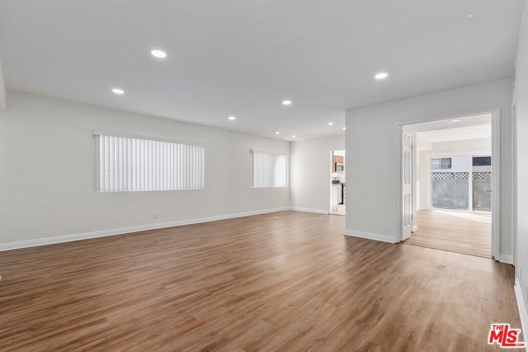 1907 Selby Ave in Los Angeles, CA - Building Photo