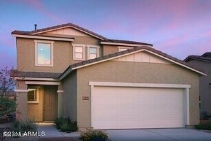 21918 N Bradford Dr in Maricopa, AZ - Building Photo