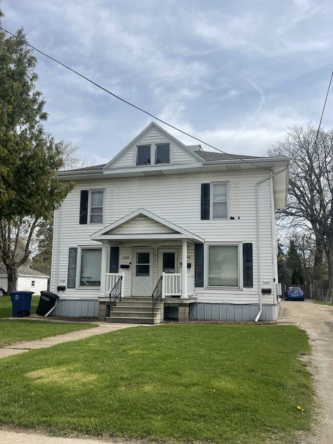 1160 High Ave, Unit 1162 High Upper